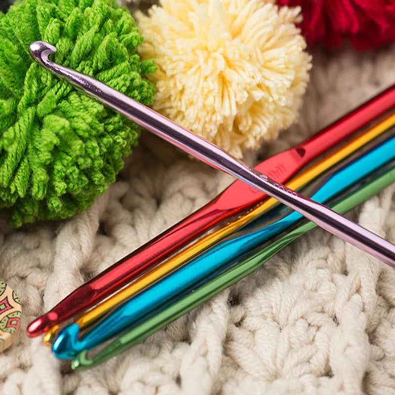 Crochet Hooks And Kniting Needles with Bag  22pcs